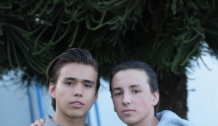 Óscar Ruiz y Ro Navarro.