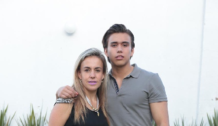  Mónica y Óscar.
