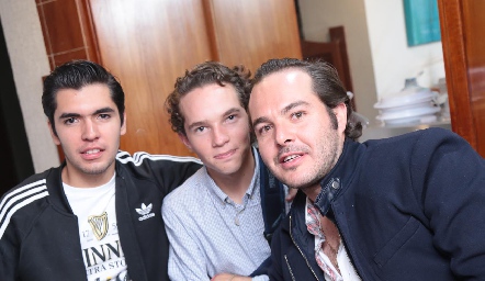  Juan Pablo Quintero, Bosco Gómez y Santiago Zamanillo.