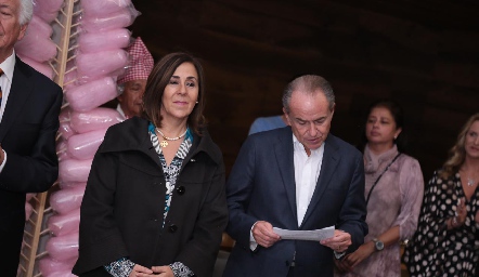  Lorena Valle y Juan Manuel Carreras.