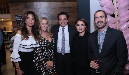  Ceci de los Santos, Vanessa Naya, Fernando de los Santos, Fernanda Félix y Manuel González.