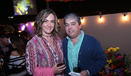  Gabriela Bárcena y Gerardo Córdova.