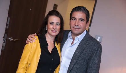 Ana Paula Gutiérrez y Martín de la Rosa.
