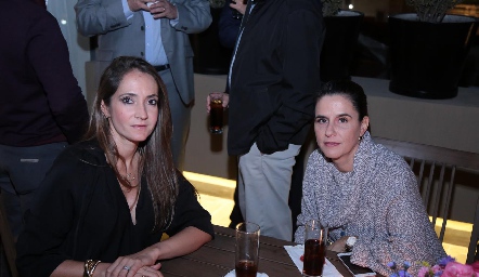  Jimena Ibarra y Rocío Gallegos.