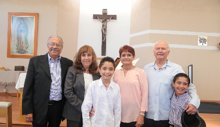  Samuel Tacea, Verónica García, Alejandro Tacea, Elsa Beltrán, Salvador Félix y Joaquín González.