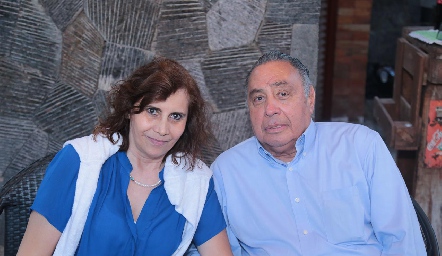  Ana Luisa Díaz y Raúl Flores.