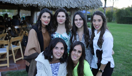   Adriana Muñoz, Gretel Fernández, Ximena Colunga, Marijó Ascanio, Adriana Muñoz y Clau Antunes.