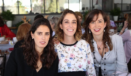  Jimena Güemes, Patsy Dávila y Michelle Mendoza.