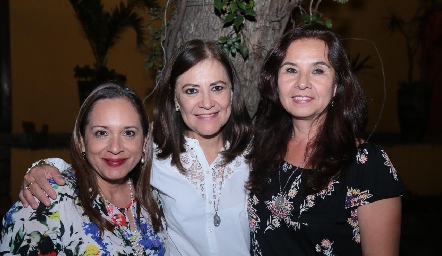  Rita Martínez, Gladys Castellanos y Caro Castro.