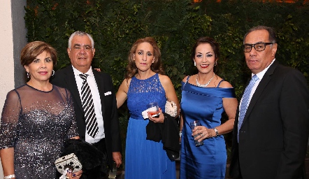  Teté Muñoz, Eduardo Rasillo, Olivia Martínez, Silvia Medrano y Gerardo Chevaile.