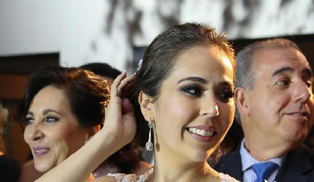  Isabela Estrada .