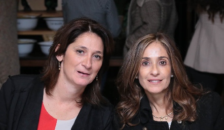  Mónica Leal y Mónica Gaviño.