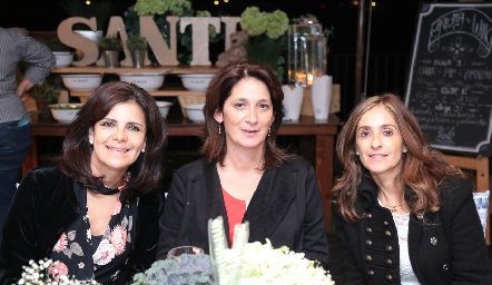  Paty Silos, Moni Leal y Mónica Gaviño.