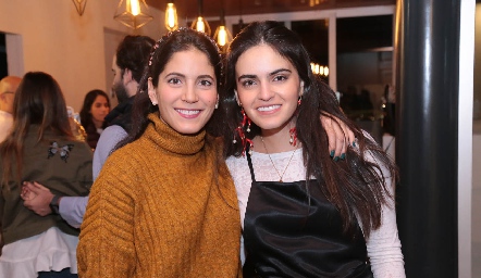  Maribel Rodríguez y Adriana Olmos.