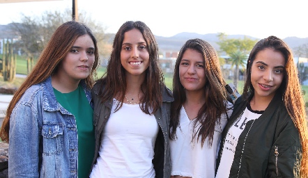  Carlota de la Garza, Fer Morales, Regina Martínez y Mariana Anaya.