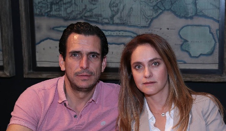  Javier y Viviana Fernández.