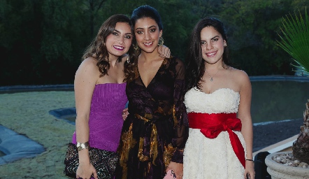  Ana Sofía Rodríguez, Danielle Falcón y Andrea Villalpando.