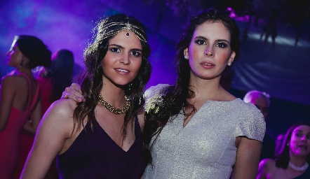  Ana Paula y Daniela de la Fuente.