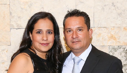  Verónica Vallejo y Humberto Moreno .