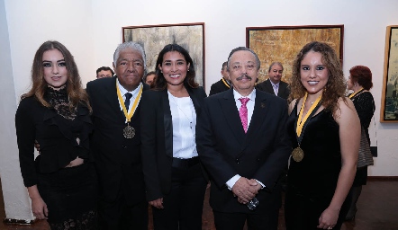  Lisania, Enrique Auces, Yatzil, José Sigona y Mónica.