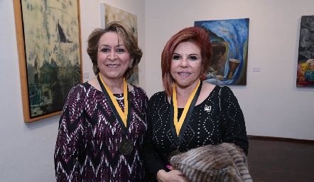  María Elena Sánchez y Leticia Serment.