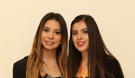  Paola Ávila y Montse González .