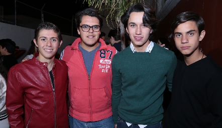  Mau, Chema, Sebastián y Diego.