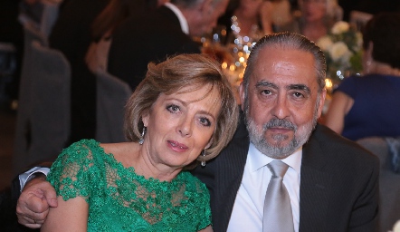  Roxana Benavente y Alfonso Díaz de León.