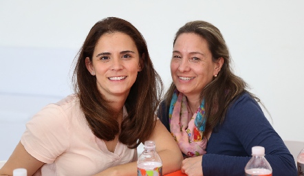  Fernanda Zárate y Aide Lomelí .