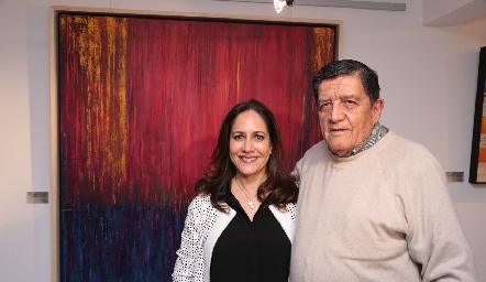  Esther Sandoval con su papá Gustavo Sandoval.