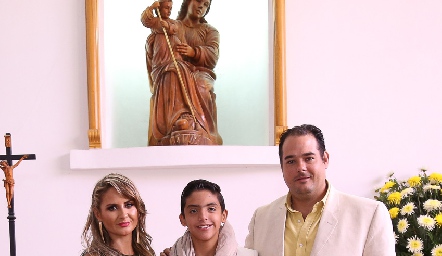 Angelina Rodríguez, Patricio Zárate  y Rafael Meade.