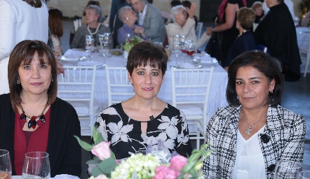  Tere Barrera, Claudia Díaz de Sandi y Claudia Silos.