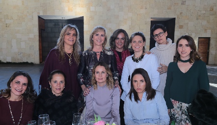  Ana Clara, Maru, Gaby y Sofía Bárcena, María Clara Abaroa, Ana Gaby Ibarra, Lupita Bárcena, Paty Fernández, Gaby Artolózaga y María José Abaroa.