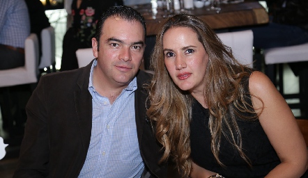  Jesús Fernández y Cristina Ortiz de Fernández.
