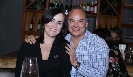  Gabriela Hernández y Sergio Rivera.