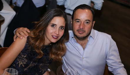  Ana Luisa Díaz de León de Stevens y Alejandro Stevens.