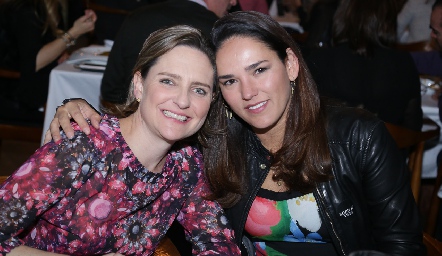  Sofía Bárcena y Ana Paula Valdés.