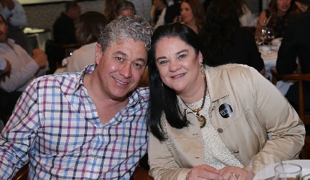  Daniel Dávalos y María José Rubín de Celis.