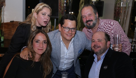  Ale Vidales, Jimena Ibarra, Checo Quibrera, Juan Pablo Vidales y Gabriel de la Maza.