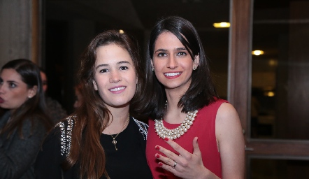  Montse Barral y Mónica Medlich.
