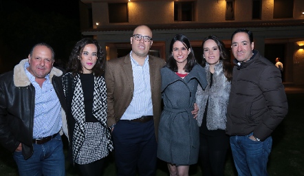  Che Hernández, Cheli y Germán Sotomayor, Mónica Medlich, María Sotomayor y Carlos Valdez.