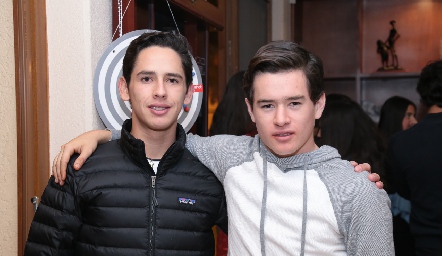  Fer y Santiago.