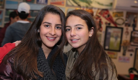  Lorea y Marisol.
