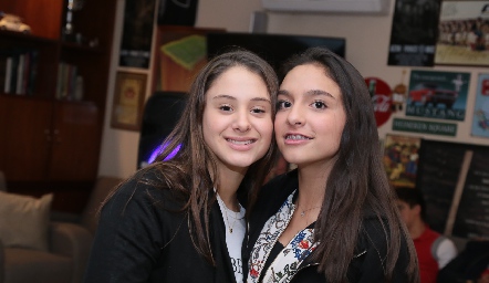  Alexia y Marijó.