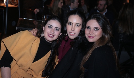  Fernanda Mendizábal, Mariana Tobías y Malena Ramos.
