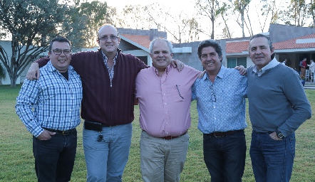  Toño Gutiérrez, Manuel Martin Alba, Héctor Dávila, Juan Carlos Navarro y Gerardo Valle.