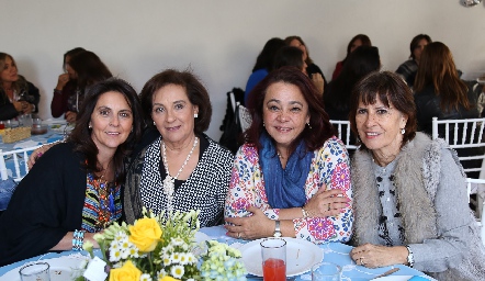  Sandra Correa, Laura Martínez, Maribel Rangel y Luz María Villasuso.