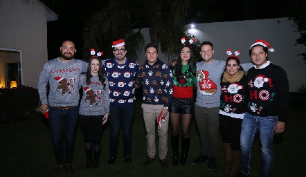  Muy navideños.