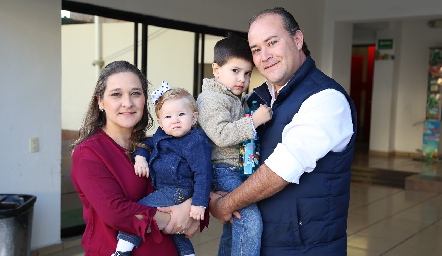  Isabel Aldrete, Emma, Marcelo y Marcelo Leautaud.