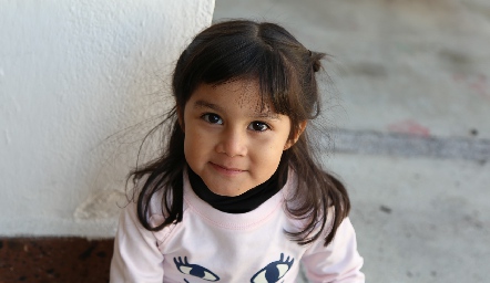 Valentina .
